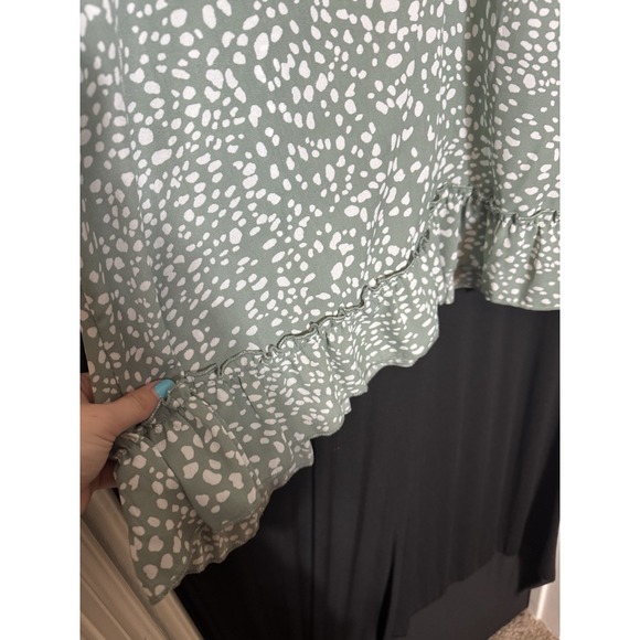 Moa Moa 3X Green White Animal Print Artsy‎ Boho Blouse Flutter Sleeve Tie Front - Picture 3 of 9